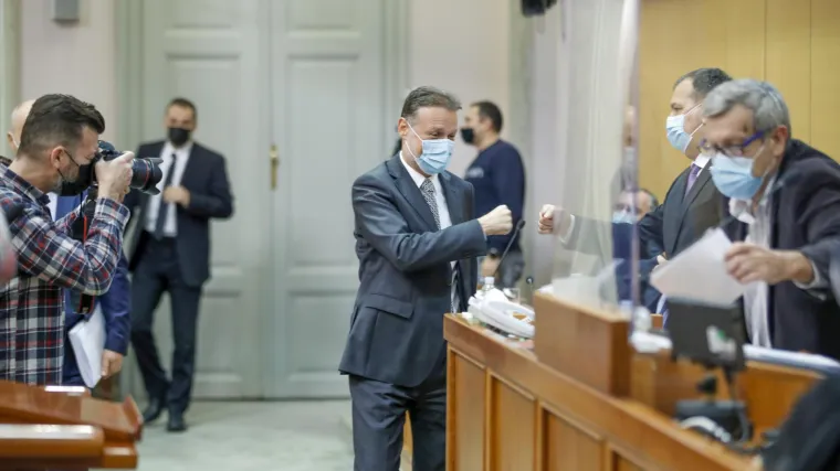 Sabor pod budnim okom građana: Obraćali im se vi&scaron;e nego prije, ljuti ih i kad se sjednica ne prenosi na televiziji