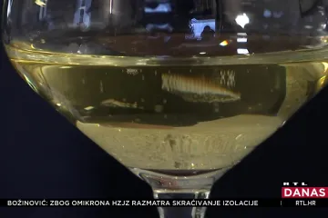 Na korak do Nove godine Drago Kurtalj, koji proizvodi pjenušce ne spava: Telefon stalno zvoni, ne znam gdje mi je glava!