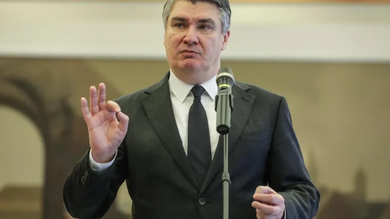 Na Pantovčaku u ti&scaron;ini počeli provjeravati COVID potvrde svakom djelatniku i posjetitelju Ureda predsjednika