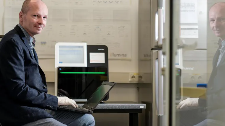 O skoku zaraženih u Dalmaciji  dr. Oliver Vugrek kaže: 'Ma, to vam je omikron. Sto posto sam siguran...'