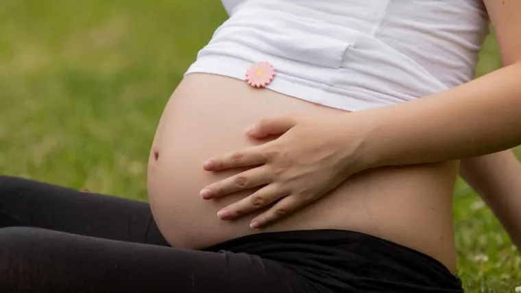 Izraelka s dvije maternice rodila blizance: 'Na prvom trudničkom pregledu liječnik se gotovo onesvijestio'