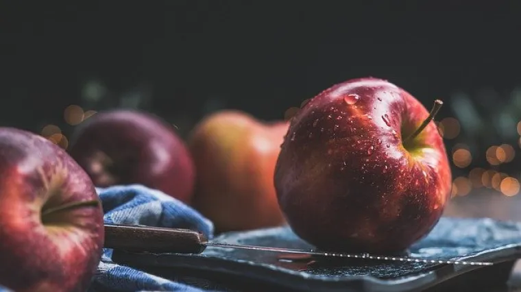 Recept za pripremu pečenih jabuka u pećnici