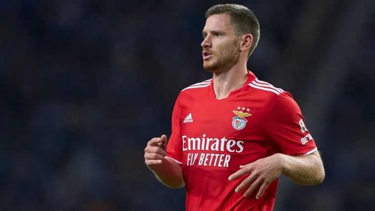 Legendarni nogometaš se ispovraćao usred velikog derbija: Sve izašlo iz njega pred čitavom nacijom