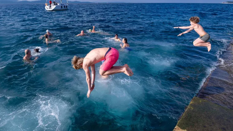 U Dalmaciji oboreni apsolutni rekordi najvi&scaron;ih temperatura od kad postoje mjerenja: U Kninu je danas bilo 21,1 &deg;C!