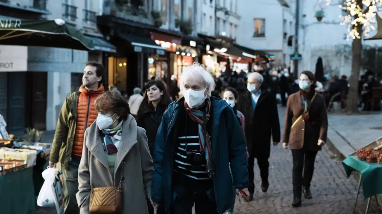Francuska skraćuje razdoblje izolacije: 'Ovaj val bi mogao biti posljednji, ali ostat ćemo oprezni tijekom siječnja'