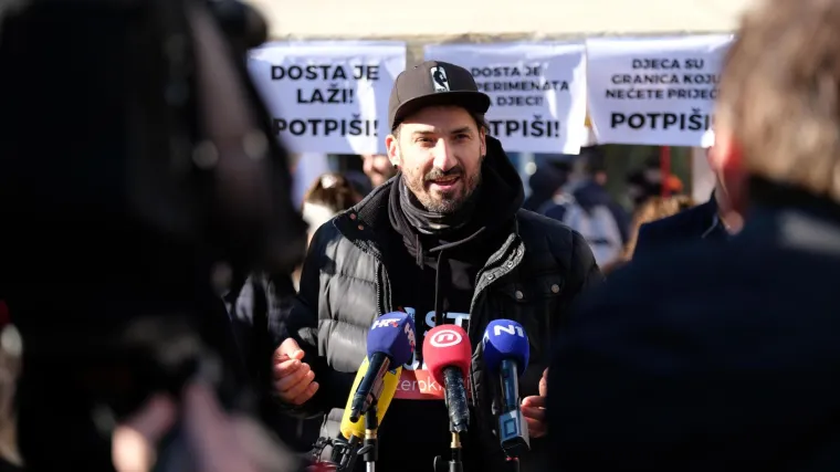 Prije 10 dana su se Mostovci pohvalili da imaju oko 400 tisuća potpisa, no gdje se ti potpisi nalaze odbijaju otkriti