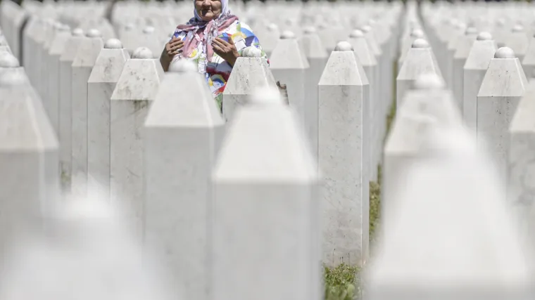 Umirovljeni general vojske bosanskih Srba Milenko Živanović optužen za genocid u Srebrenici