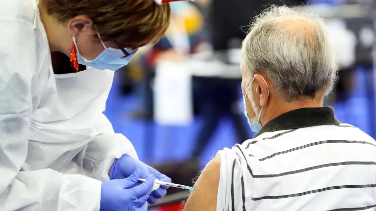 Italija uvodi obvezu cijepljenja protiv covida za starije od 50 godina