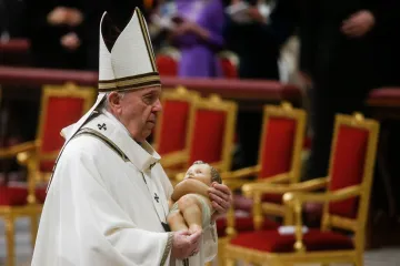 Papa se ranije igrao s janjetom, tigrom, panterom, a sad prigovara: 'Neki parovi ne žele djecu, a imaju dva psa ili mačke'