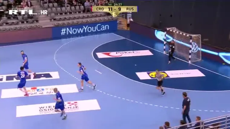 KAKVA BOMBA: Ivan Martinović silovito za 11:9, vratar nije imao &scaron;anse