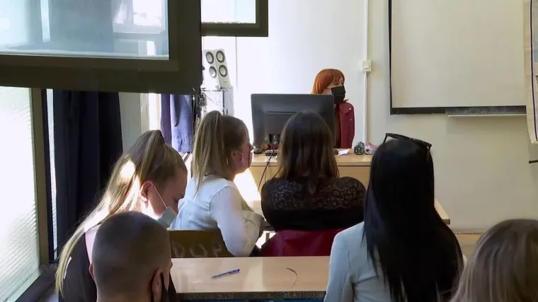 Fuchs je najavio da će jedna &scaron;kola u Hrvatskoj biti online, RTL otkriva: Broj učenika koji neće biti uživo je puno veći