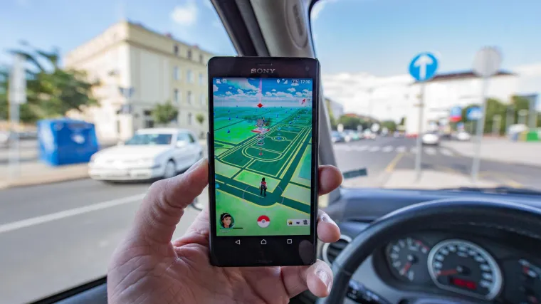 Dvojica policajaca otpu&scaron;tena su jer su igrali Pok&eacute;mon Go umjesto lovili pljačka&scaron;e. Sve se saznalo nakon &scaron;to su se žalili&hellip;