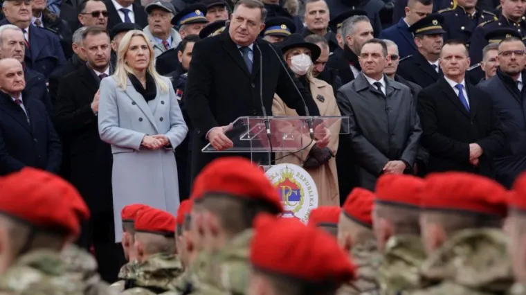 'Istražite incidente s proslave Republike Srpske i utvrdite odgovorne'