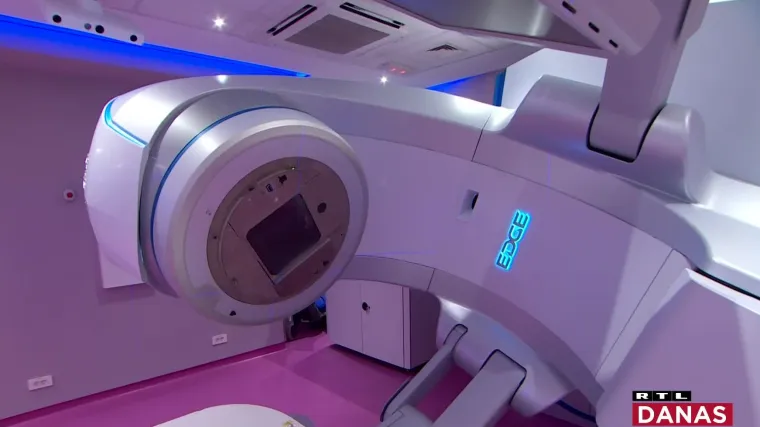 U zagrebačku specijalnu bolnicu stigao najmoderniji robot za radioterapiju. Prati kretanje karcinoma po tijelu