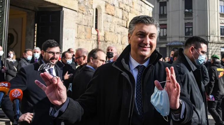 Plenković o demontažama: 'Oni idu kao da je netko napravio 'salama taktiku' pa po jednu 'feticu' kreće svakih mjesec dana napad'