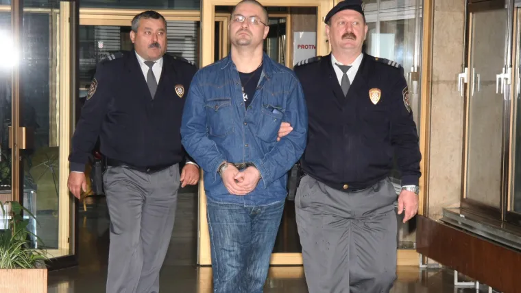 Poku&scaron;ao pregaziti dva interventna policajca, sutra mu počinje suđenje. Policajce je poku&scaron;avao ubiti i ranije