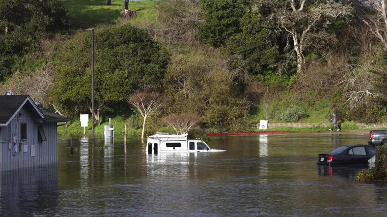 Tsunami preplavio obale Pacifika od Japana do SAD-a i Perua