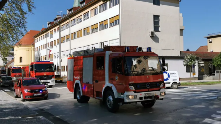 U požaru u Bjelovaru smrtno stradao vlasnik kuće: Do požara je do&scaron;lo u dnevnom boravku