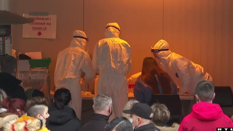 Prije samo 4 dana RH je probila granicu od 13.000 umrlih od COVID-a, sad ih je već 13.157 mrtvih. Pozitivnih na PCR-u 38%