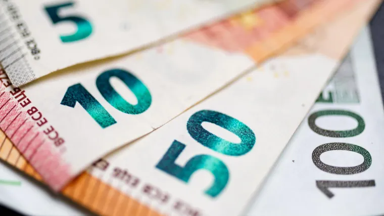 Prelaskom na euro rast će dio cijena. Vujčić protiv intervencije države: 'Odite kod onih koji ne dižu cijene, to je najbolja za&scaron;tita'