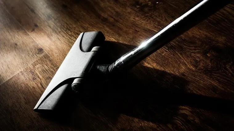 Kako octom oprati parket?