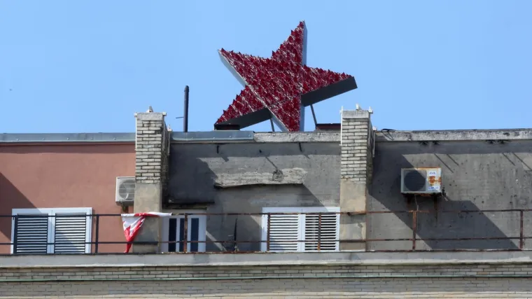 Crvena petokraka u Rijeci nije zakonski sporna, sud odlučio. Autor ne potiče niti na nasilje niti na mržnju