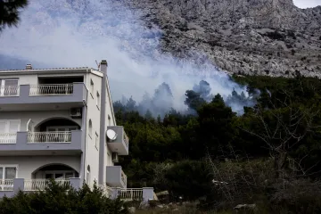 Uhićen mu&scaron;karac kojeg se dovodi u vezu s pro&scaron;lotjednim požarom kod Omi&scaron;a