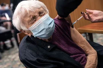 Koronapozitivnih u RH 9424 učenika, jo&scaron; 7300 u samoizolaciji, ministarstvo ne zatvara &scaron;kole, ali lokalne vlasti moraju