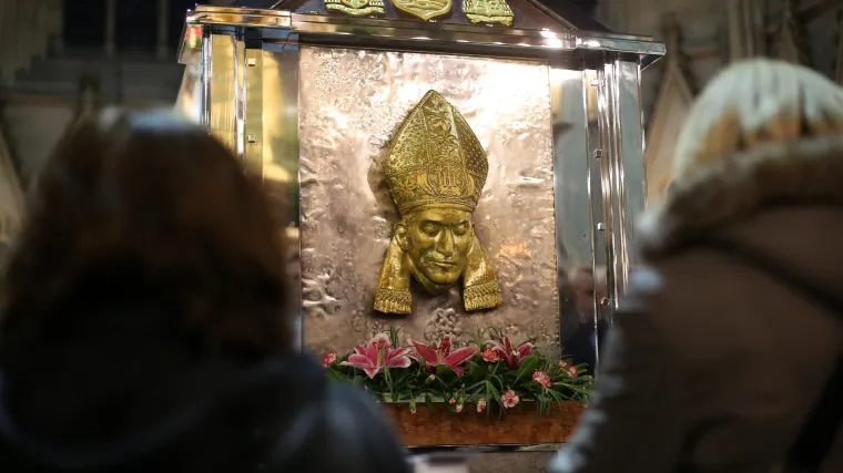 Ikona u Beloj Crkvi u Srbiji: Stepinca koji gori u paklu prebojali u bijelo