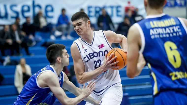 Slovenski ko&scaron;arka&scaron;i stručnjak Ga&scaron;per Okorn od nedjelje je i službeno novi trener Cibone