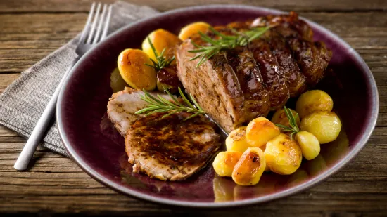 Recept za savr&scaron;enu teletinu iz pećnice: Iznutra mekano i sočno, izvana hrskavo