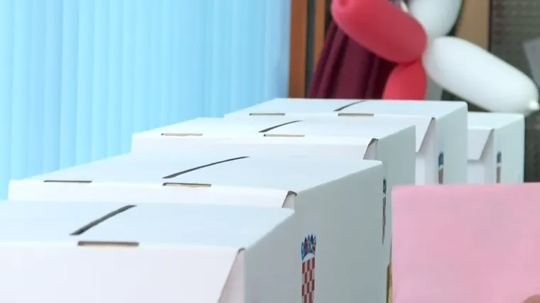 Imamo 400.000 ljudi manje. Kako ubuduće na izbore? SDP želi uvesti 6 jedinica s različitim brojem zastupnika, HDZ odbija