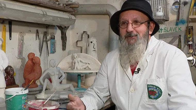 Izrađivao je kipove svetaca, a onda se bacio na unosniju umjetnost - međunožje! 'Prva mi je narudžba bila portret ljubavnice'