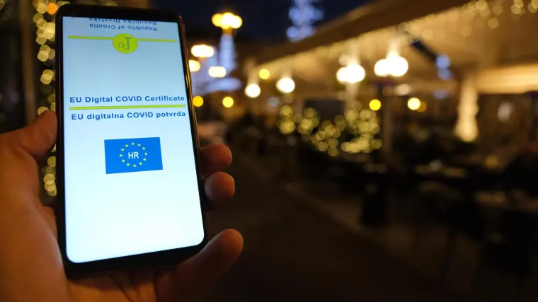 Ukinuli COVID potvrde u niz državnih ustanova: Evo gdje vi&scaron;e nije bitno jeste cijepljeni, negativni ili ste preboljeli