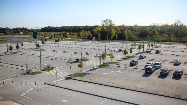 Uhićen &scaron;ef aerodromske policije na Plesu, gradonačelnik Ivanić Grada kazneno prijavljen: Tražio je besplatan parking