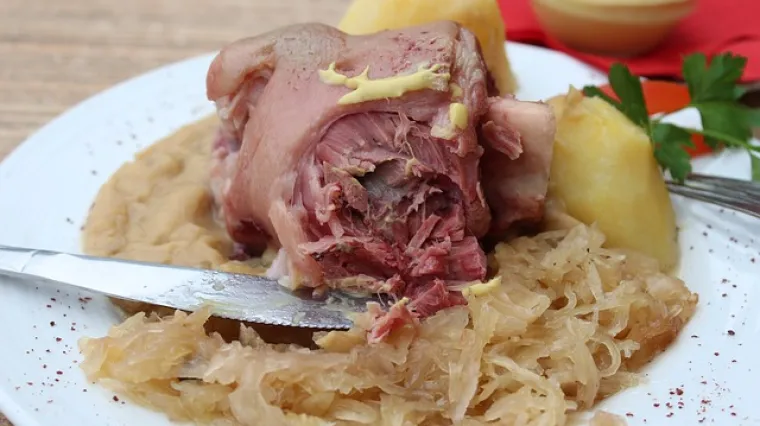 Buncek s kiselim zeljem iz pećnice - recept i priprema