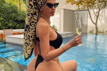 Vatrena bikini izdanja atraktivne Jelene Karleuše! Oblina nikad više, a krpica nikad manje