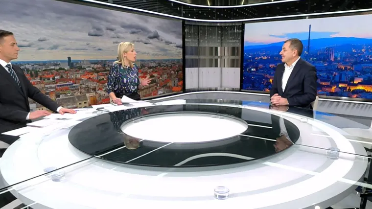 Trebao je to biti duel Benčić i Lovrić, ali se odazvao samo biv&scaron;i zagrebački pročelnik: 'Te&scaron;ko je braniti ono &scaron;to nije napravljeno'