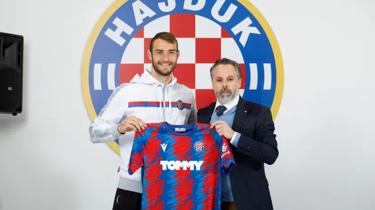 Bjelica ga lovio, Hajduk ulovio: Benficin stoper koji je zabijao Dinamu novo pojačanje Majstora s mora