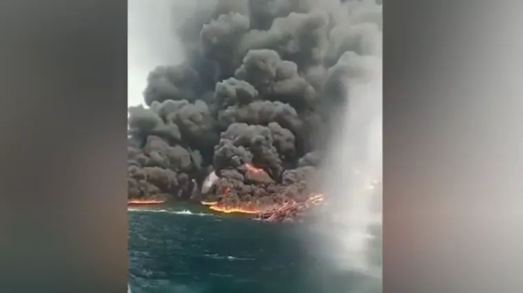 VIDEO Eksplodirao brod za skladi&scaron;tenje nafte kod Nigerije: Pogledajte nevjerojatne snimke