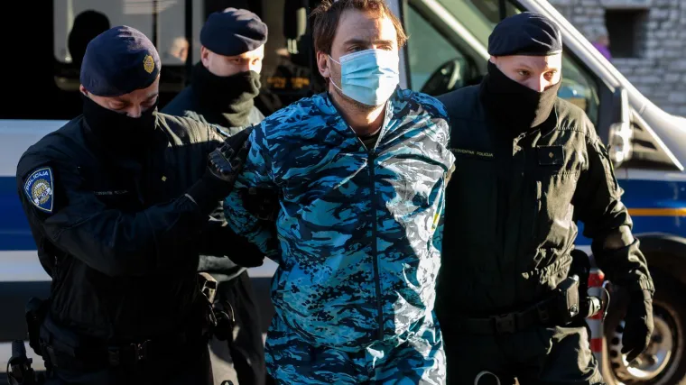 Okrutni ubojica priveden na ispitivanje: Stigao u pratnji interventne policije