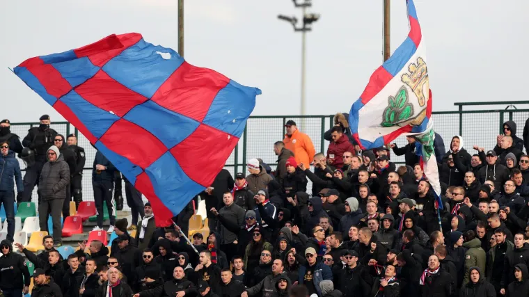 Pogledajte kako su Livaja, Kalinić i ostale Hajdukove zvijezde podržale juniore pred odlučujuću utakmicu