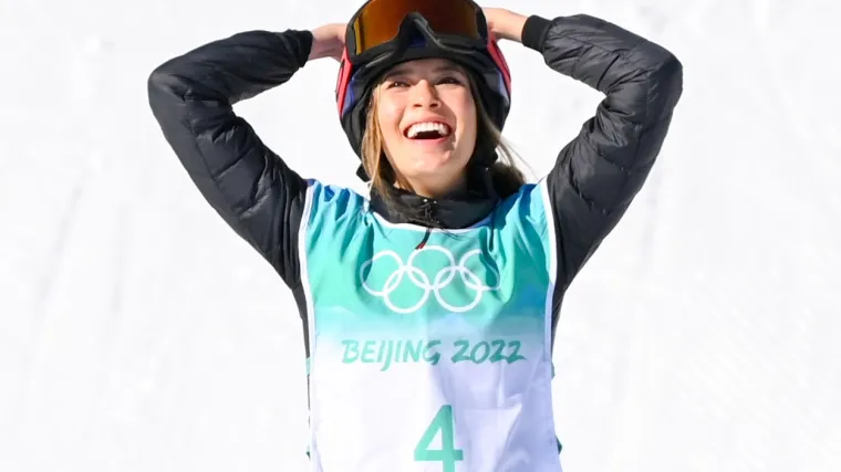 Rođena Amerikanka, osvojila je zlato za Kinu, a s 18 godina zaradila je enormno bogatstvo i o njoj sada priča cijeli svijet