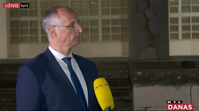 Puljak i dalje brani dogradonačelnika Ivo&scaron;evića: 'Imam grč od toga &scaron;to se dogodilo. Ali nije vrijeme da ga smijenimo'