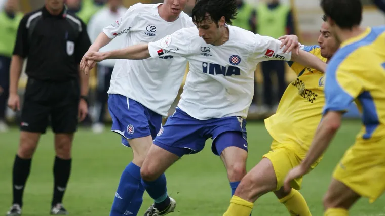 Bila je 2005., imao je samo 17: 'Gruicu&nbsp;san' slučajno potega kolinon u zube. Njemu je puka' zub, a meni oti&scaron;lo kolino'