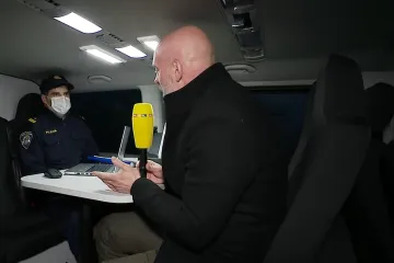 Prometna policija dobila novu opremu: Očekuju se brži alkotesti i očevidi, 28 kombija kreće u akciju