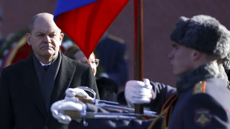 FOTO Putinove vlasti njemačkog kancelara htjele slati na ruski PCR. Scholz odbio i postupio po svome