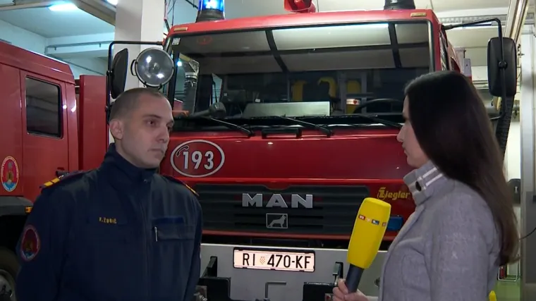 Kreću pripreme za &scaron;trajk radnika nekih tvrtki Grada. Vatrogascima u Rijeci plaća je 5600 do 6000 kn, u Zagrebu 30% veće