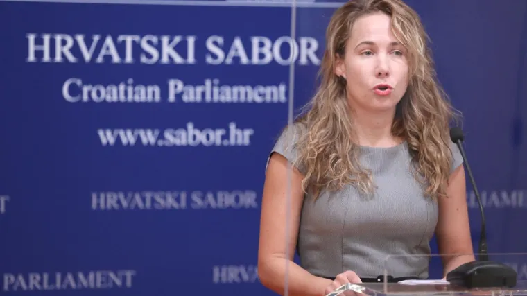 Selak Raspudić kritizirala novo bodovanje kod upisa u srednje &scaron;kole: 'Koji je to tajming, sredina veljače?!'