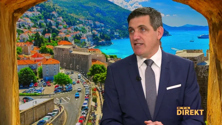 Strate&scaron;ki stručnjak Skoko o Rusiji: 'Kao tijekom Hladnog rata, sve to podsjeća na igru &scaron;aha, a Putin ima pokera&scaron;ko lice'